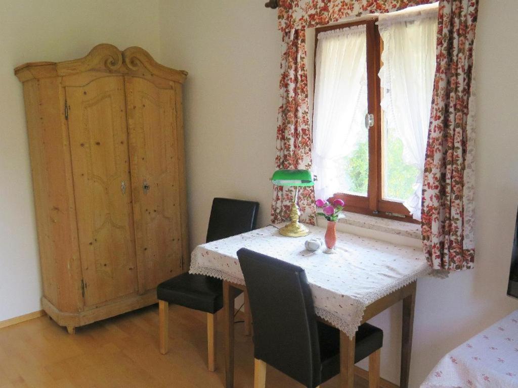 פרסדורף Ferienwohnung Aiblinger מראה חיצוני תמונה